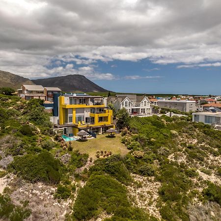 Crayfish Lodge Sea & Country Guest House Gansbaai Exterior foto